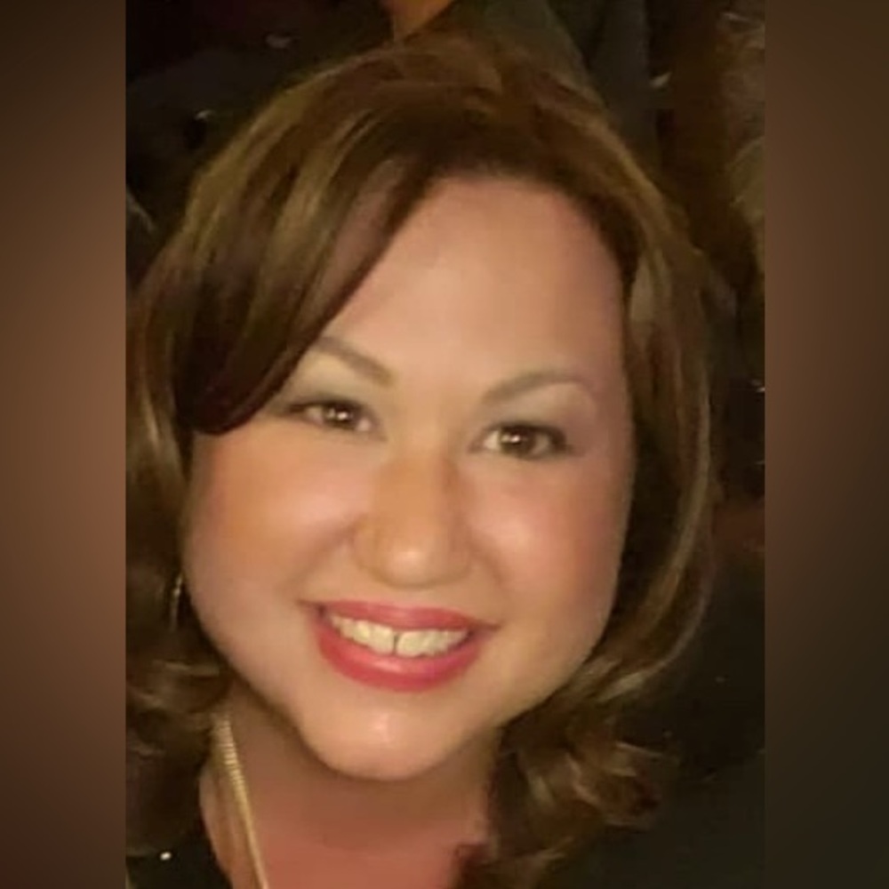 Meet your Posher, Myra
